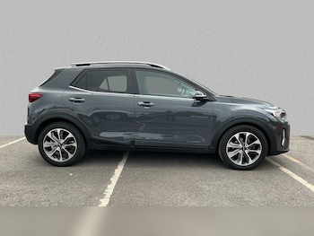 Used Kia Stonic 2021 for sale - 76488099: Photo