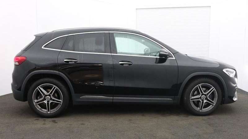 Used Mercedes-Benz GLA 2021 for sale - 76316121: Photo 3