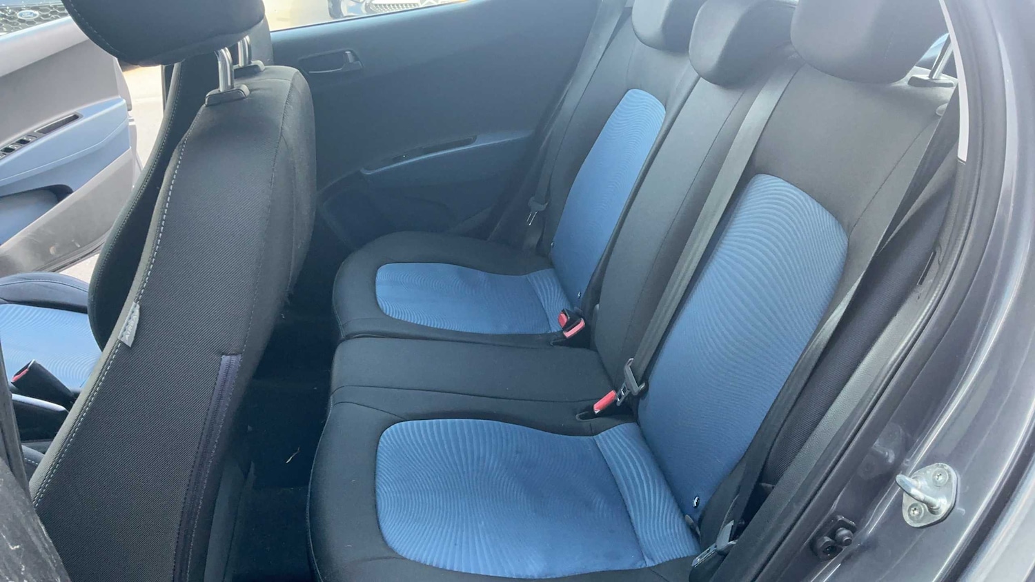 Used Hyundai i10 2014 for sale - 78024135: Photo 14