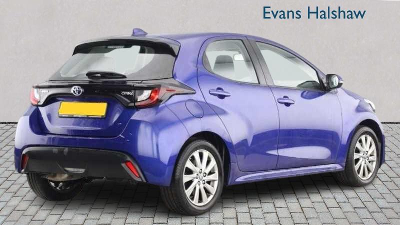 Used Toyota Yaris 2022 for sale - 77514443: Photo 4