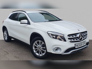 2018 - 200 SE Executive 5dr