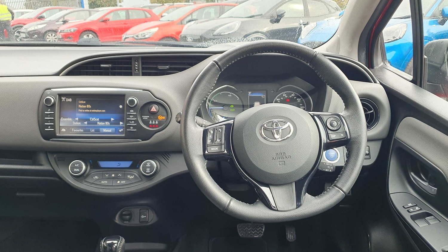 Used Toyota Yaris 2018 for sale - 77061130: Photo 13