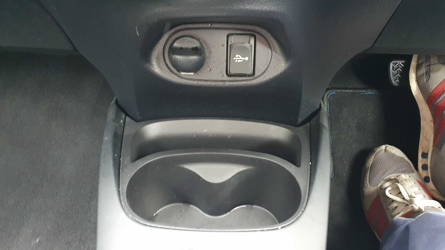 Used Toyota Yaris 2018 for sale - 77061130: Photo 20