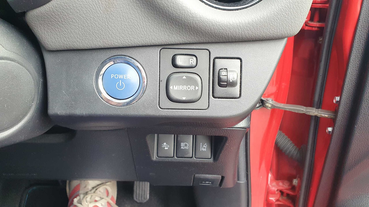 Used Toyota Yaris 2018 for sale - 77061130: Photo 32