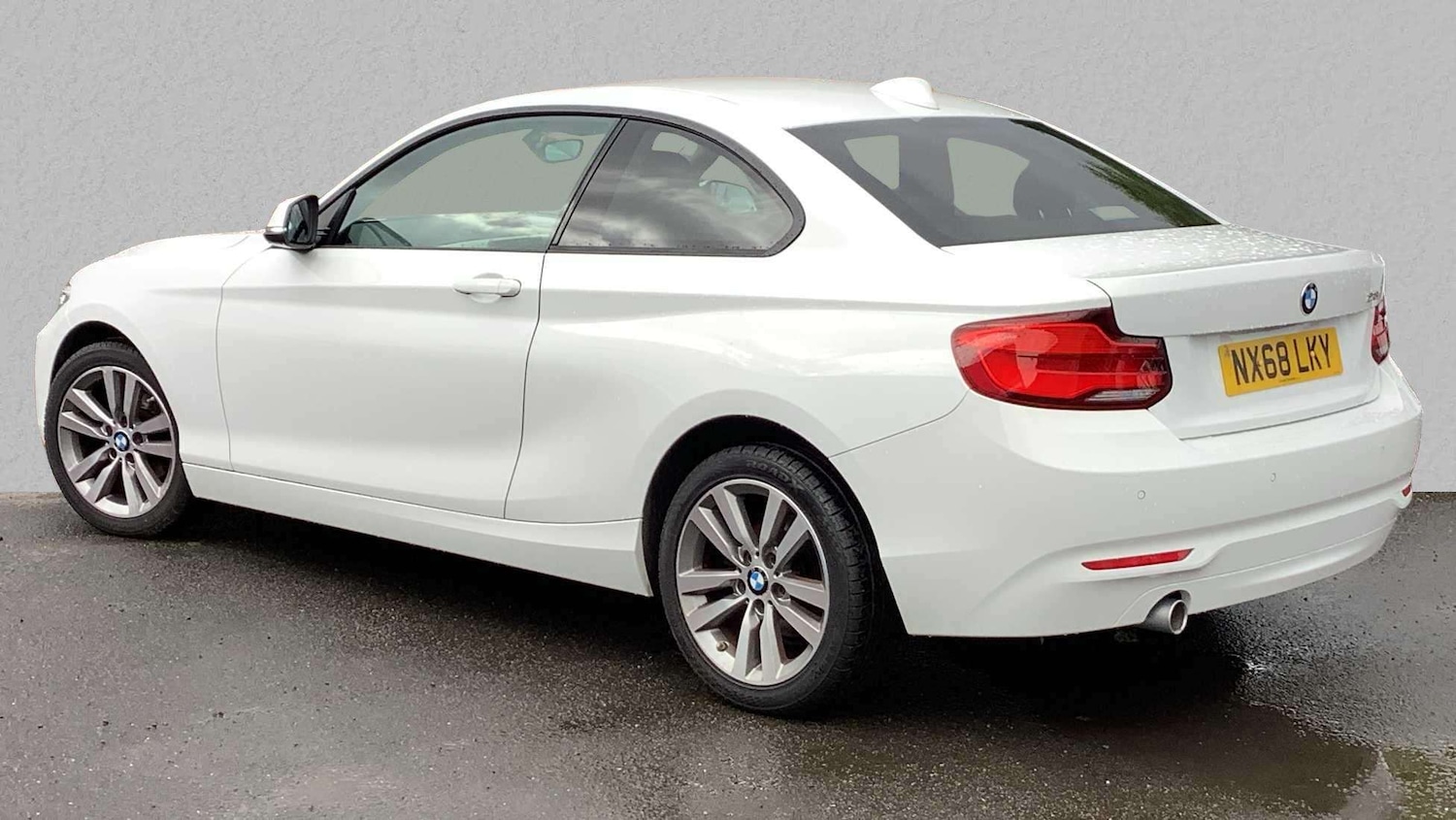 Used BMW 2 Series 2018 for sale - 76286342: Photo 2
