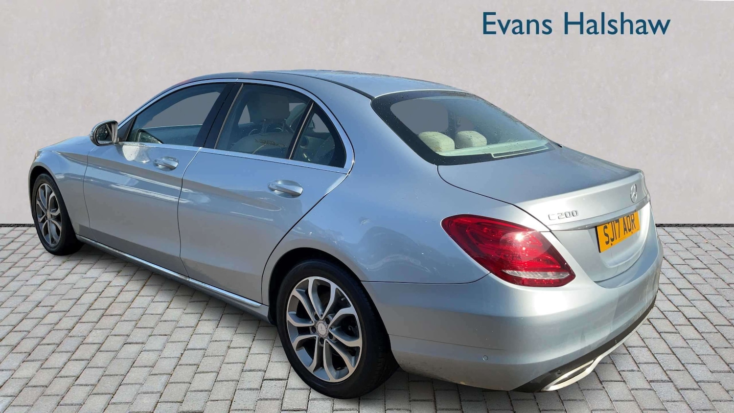 Used Mercedes-Benz C Class 2017 for sale - 77972826: Photo 2