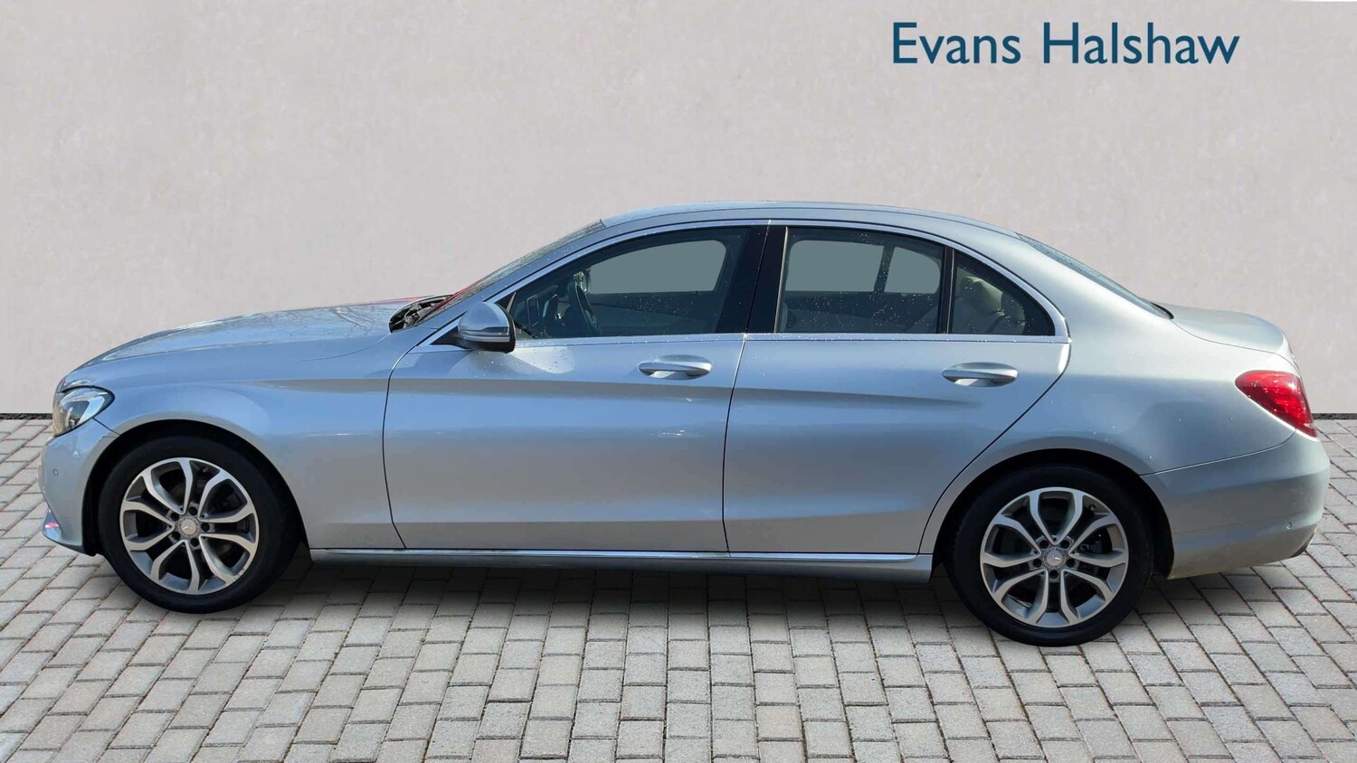Used Mercedes-Benz C Class 2017 for sale - 77972826: Photo 3