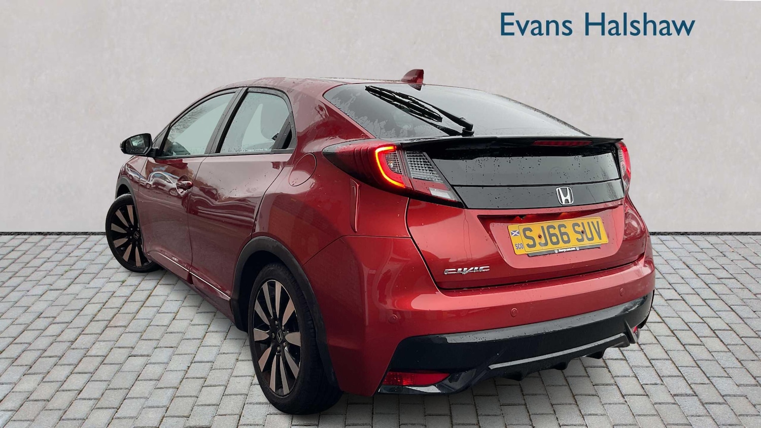 Used Honda Civic 2016 for sale - 77635040: Photo 2