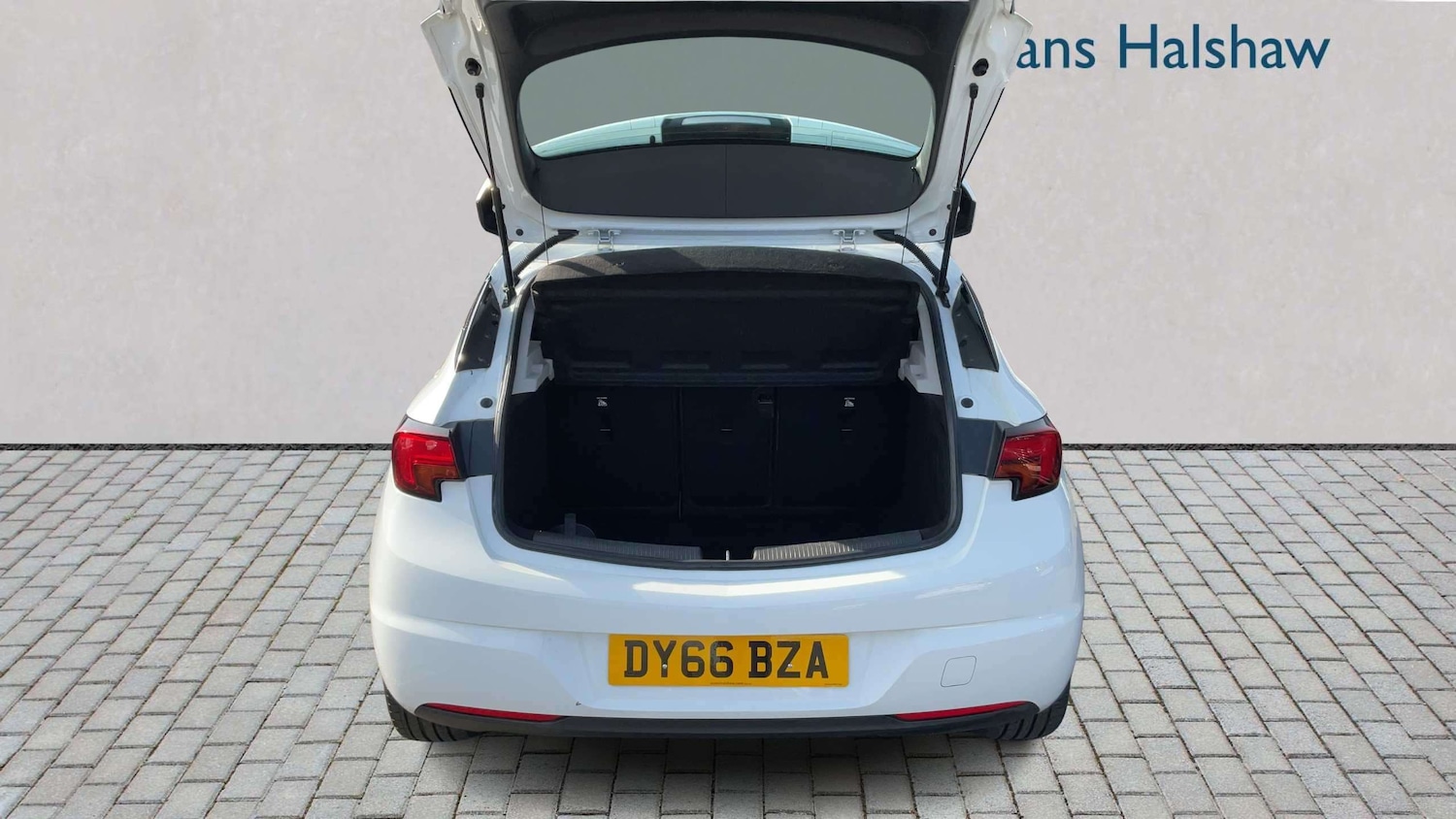 Used Vauxhall Astra for sale - 77972917: Photo 7