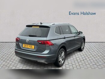 Used Volkswagen Tiguan Allspace 2021 for sale - 76804975: Photo