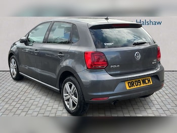 Used Volkswagen Polo 2017 for sale - 79511503: Photo