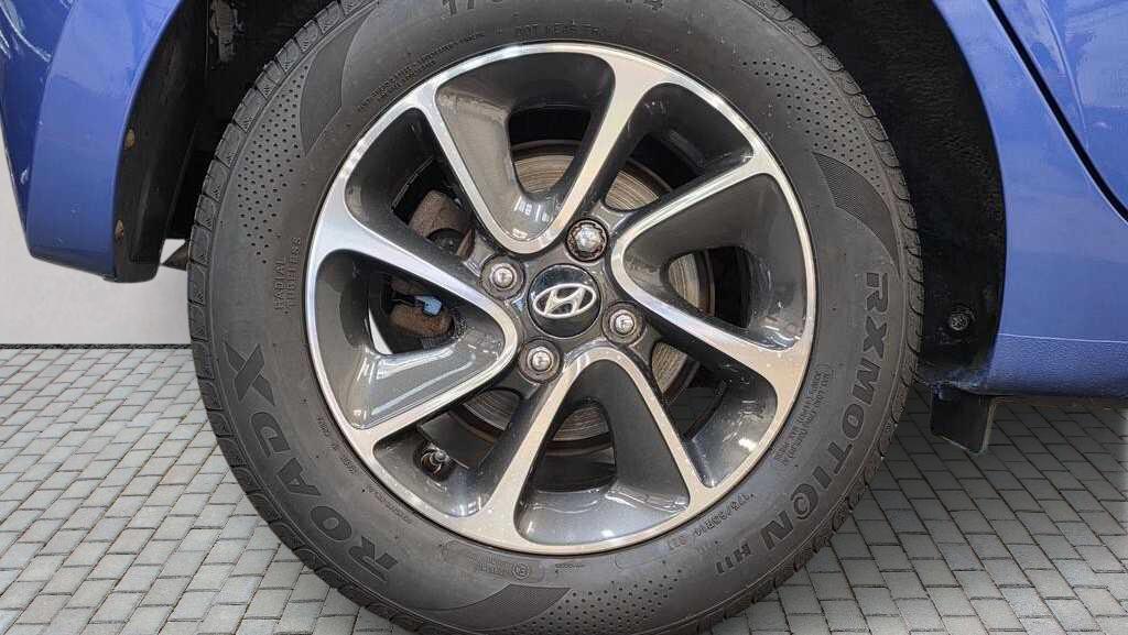 Used Hyundai i10 2018 for sale - 76442476: Photo 12