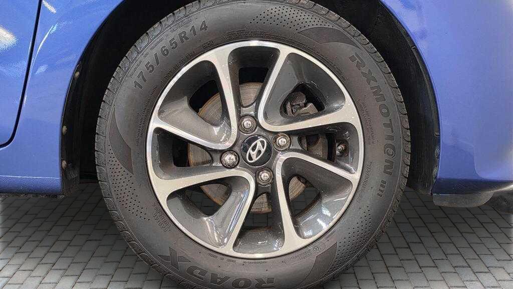 Used Hyundai i10 2018 for sale - 76442476: Photo 13