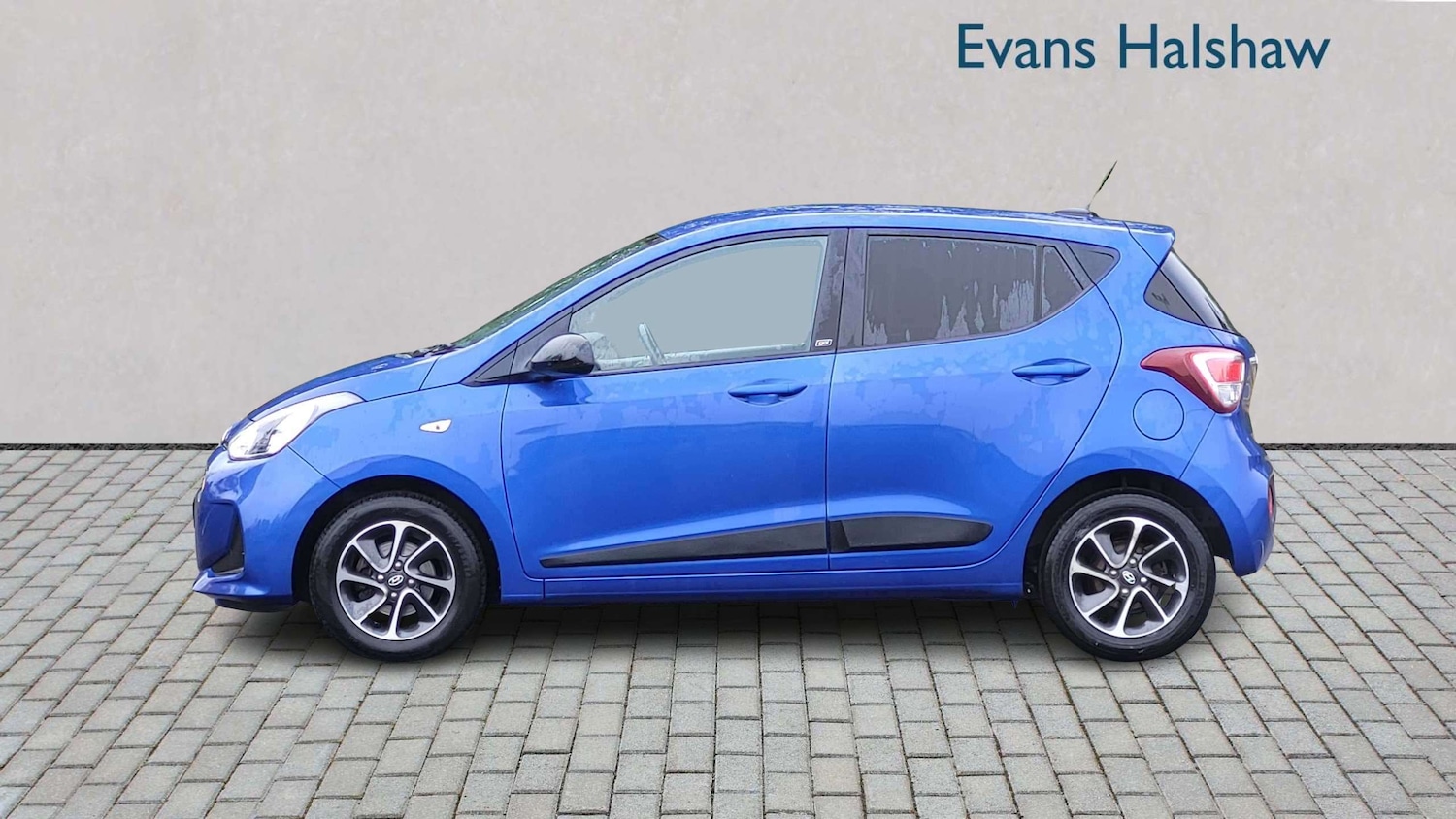 Used Hyundai i10 2018 for sale - 76442476: Photo 6