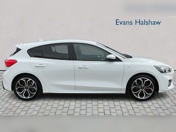 Used Ford Focus 2020 for sale - 79473316: Photo