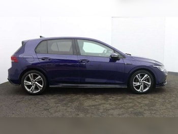 Used Volkswagen Golf 2020 for sale - 76610630: Photo