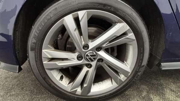 Used Volkswagen Golf 2020 for sale - 76610630: Photo 6