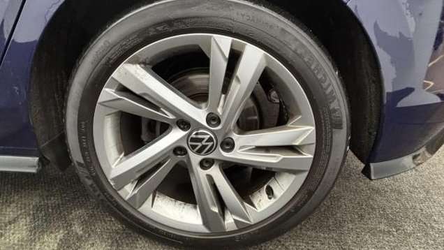 Used Volkswagen Golf 2020 for sale - 76610630: Photo 7