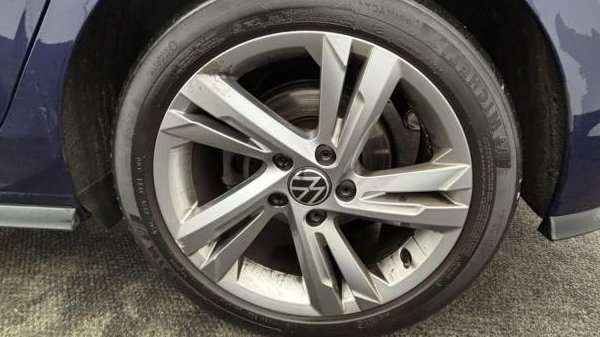 Used Volkswagen Golf 2020 for sale - 76610630: Photo 9