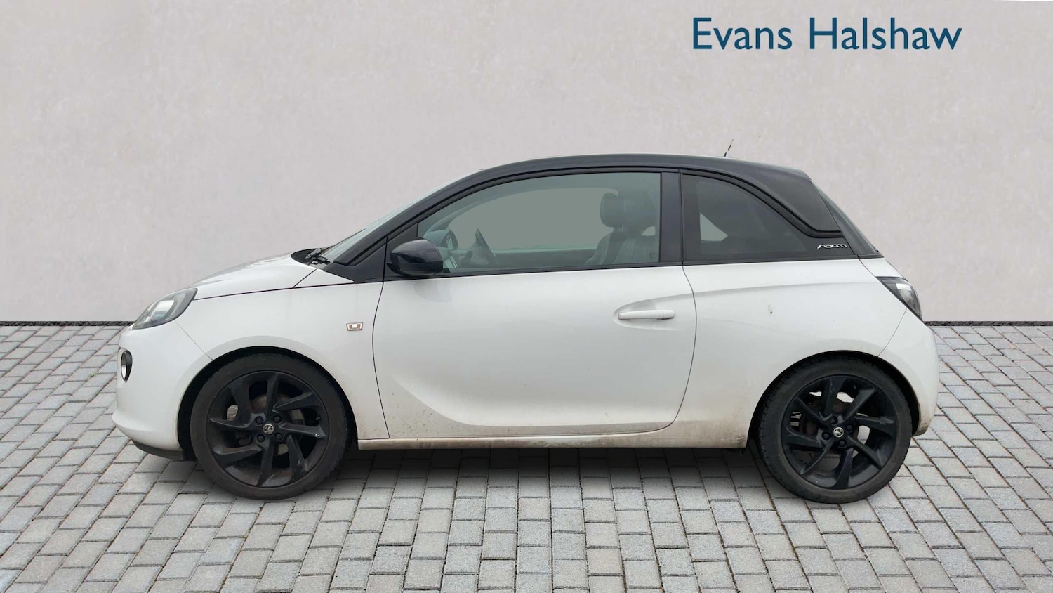 Used Vauxhall ADAM 2017 for sale - 77615467: Photo 4