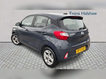 Used Hyundai i10 2023 for sale - 78037399: Photo