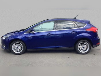 Used Ford Focus 2017 for sale - 77112367: Photo