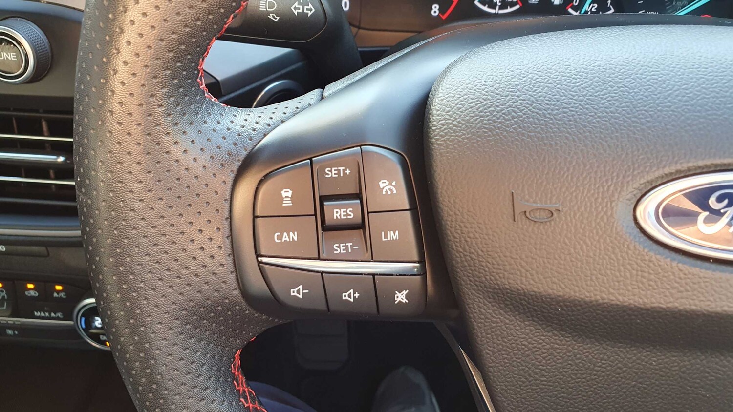 Used Ford Focus 2022 for sale - 76063369: Photo 25