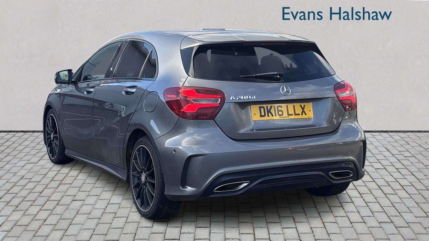 Used Mercedes-Benz A-Class 2016 for sale - 77706796: Photo 2