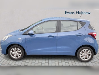 Used Hyundai i10 2017 for sale - 78800608: Photo