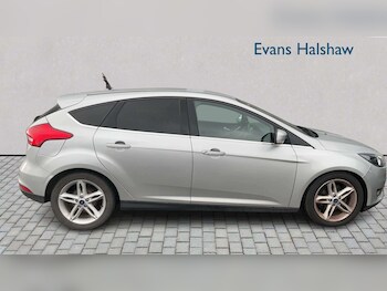 Used Ford Focus 2017 for sale - 78052476: Photo