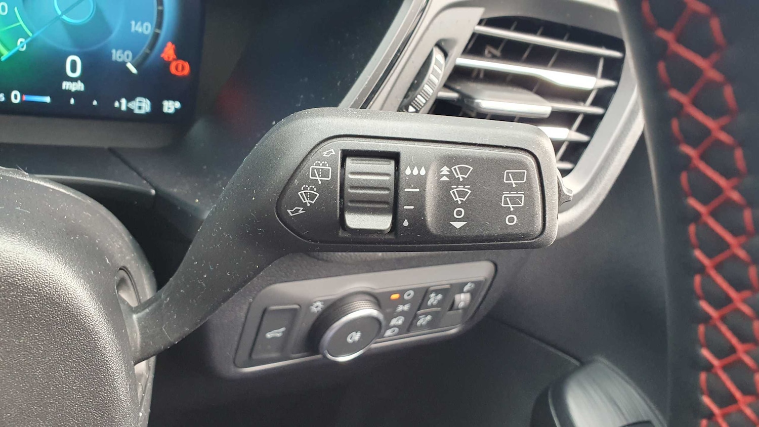 Used Ford Kuga 2024 for sale - 75841555: Photo 29