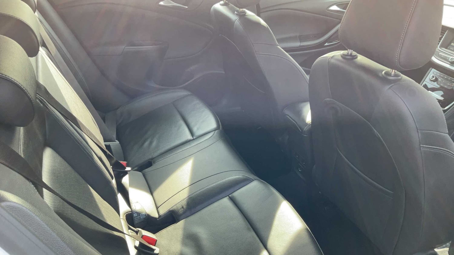 Used Vauxhall Astra 2016 for sale - 77996220: Photo 12