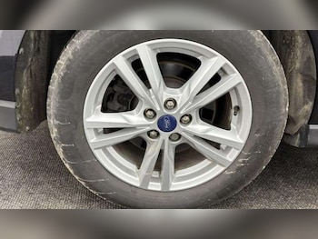 Used Ford Galaxy 2022 for sale - 76156163: Photo 4