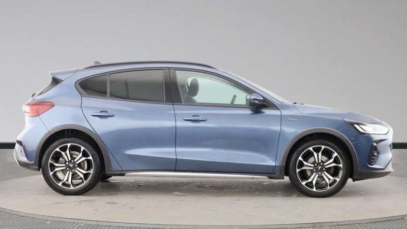 Used Ford Focus 2022 for sale - 76564421: Photo 4