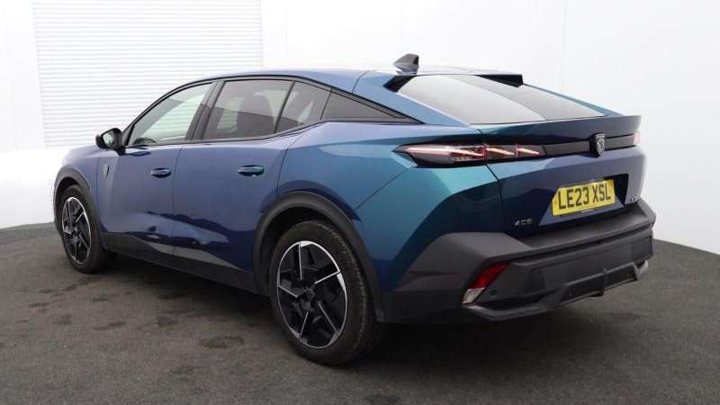 Used Peugeot 408 2023 for sale - 76435642: Photo 2