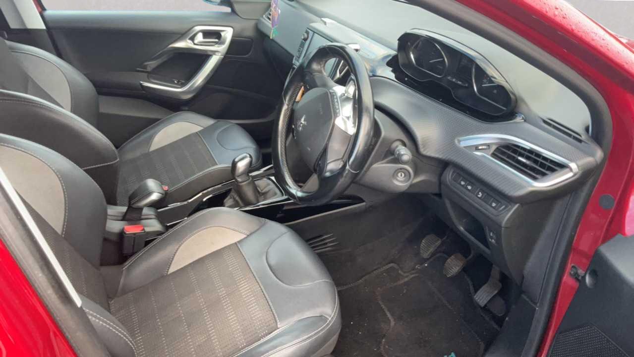 Used Peugeot 2008 2018 for sale - 76523999: Photo 5