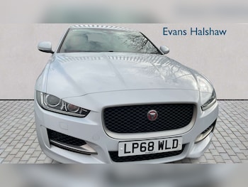 Used Jaguar XE 2019 for sale - 78378510: Photo