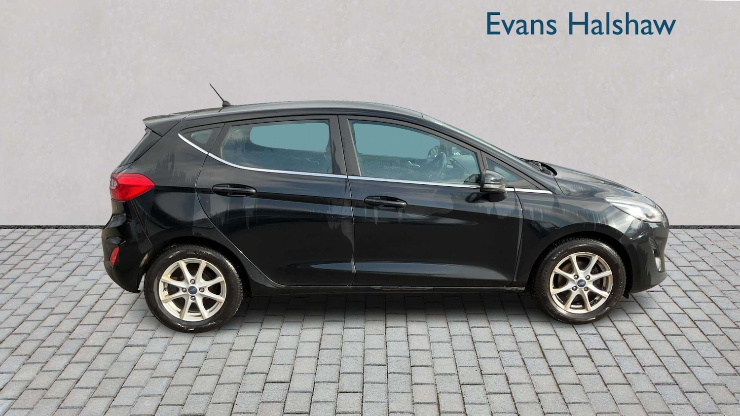 Used Ford Fiesta 2018 for sale - 77756474: Photo 3