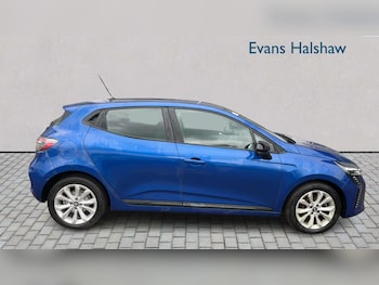 Used Renault Clio 2025 for sale - 78473128: Photo