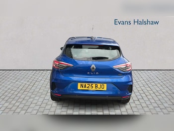 Used Renault Clio 2025 for sale - 78473128: Photo