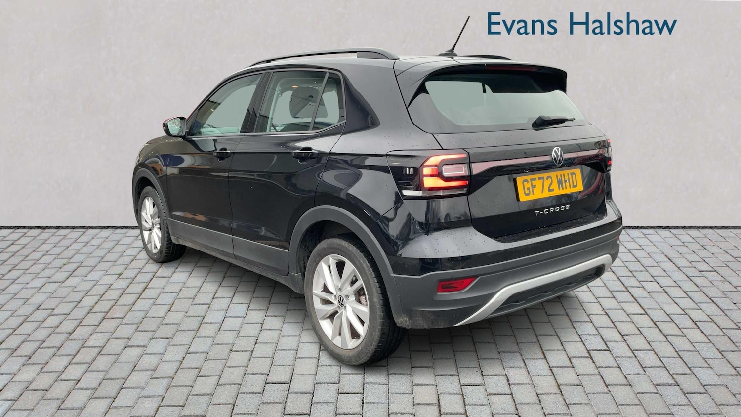 Used Volkswagen T-Cross 2022 for sale - 77348133: Photo 2