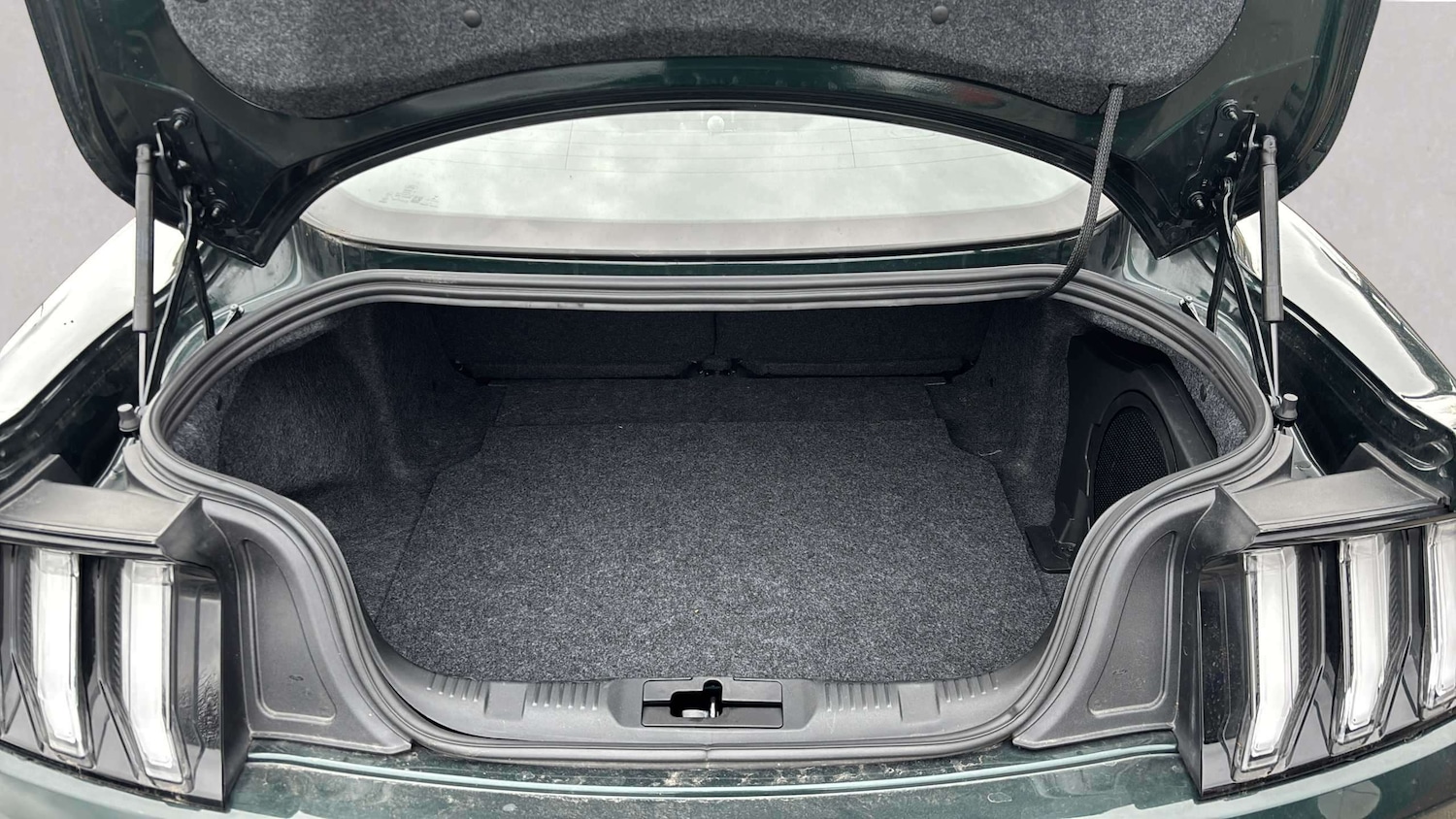 Used Ford Mustang 2019 for sale - 78037892: Photo 7