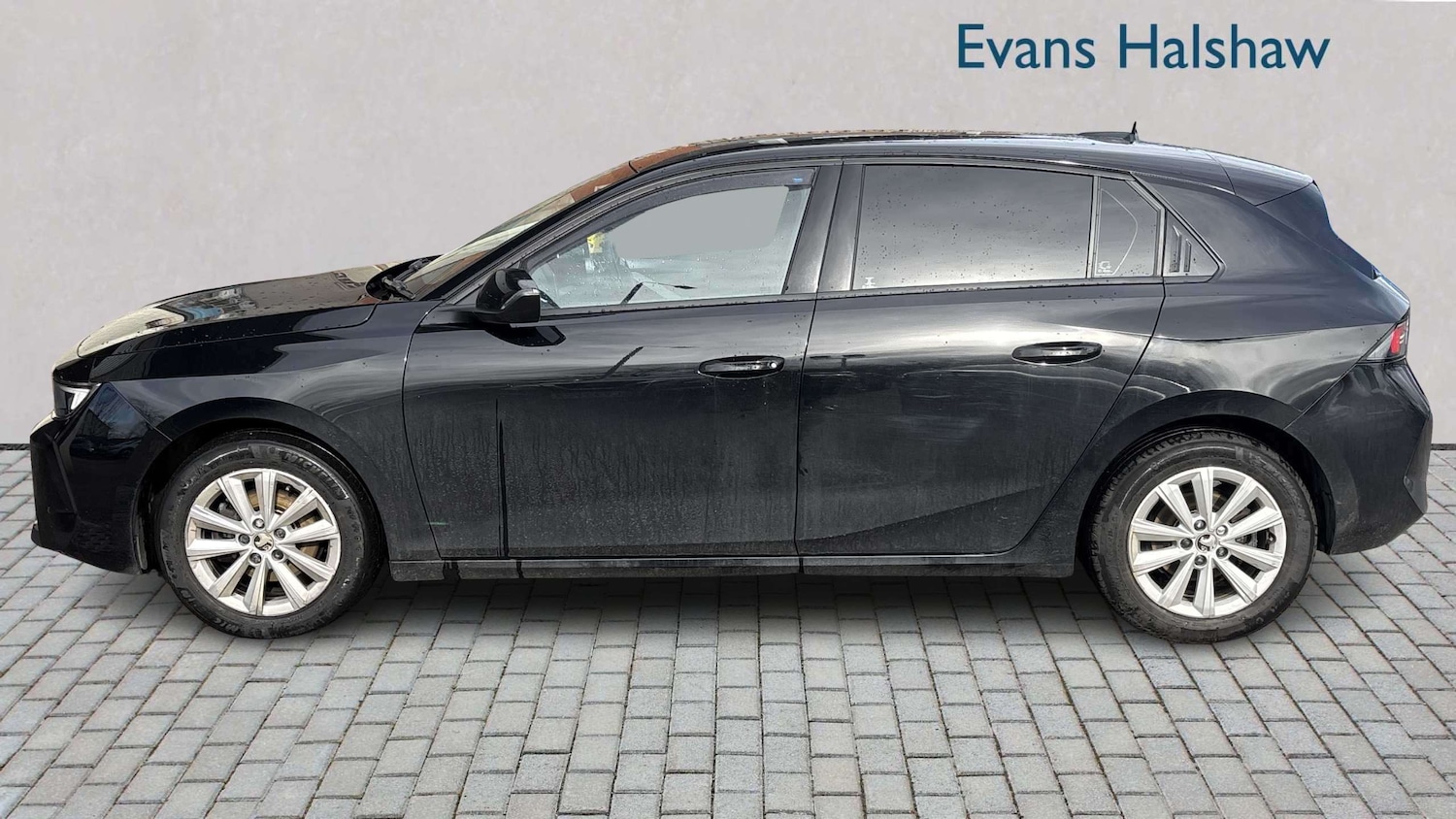 Used Vauxhall Astra 2023 for sale - 77698759: Photo 3