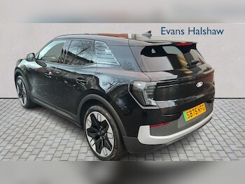 Used Ford Explorer 2025 for sale - 77943001: Photo