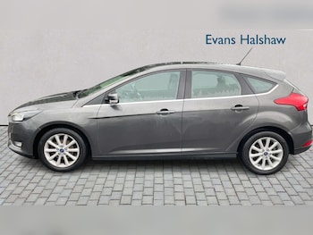 Used Ford Focus 2017 for sale - 78800403: Photo