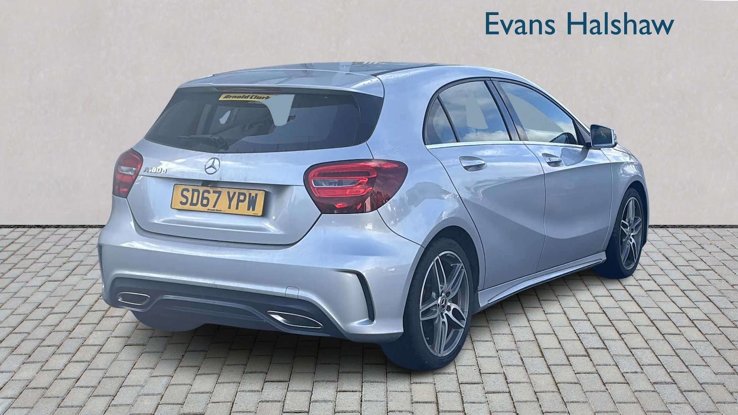 Used Mercedes-Benz A-Class 2017 for sale - 78052534: Photo 2