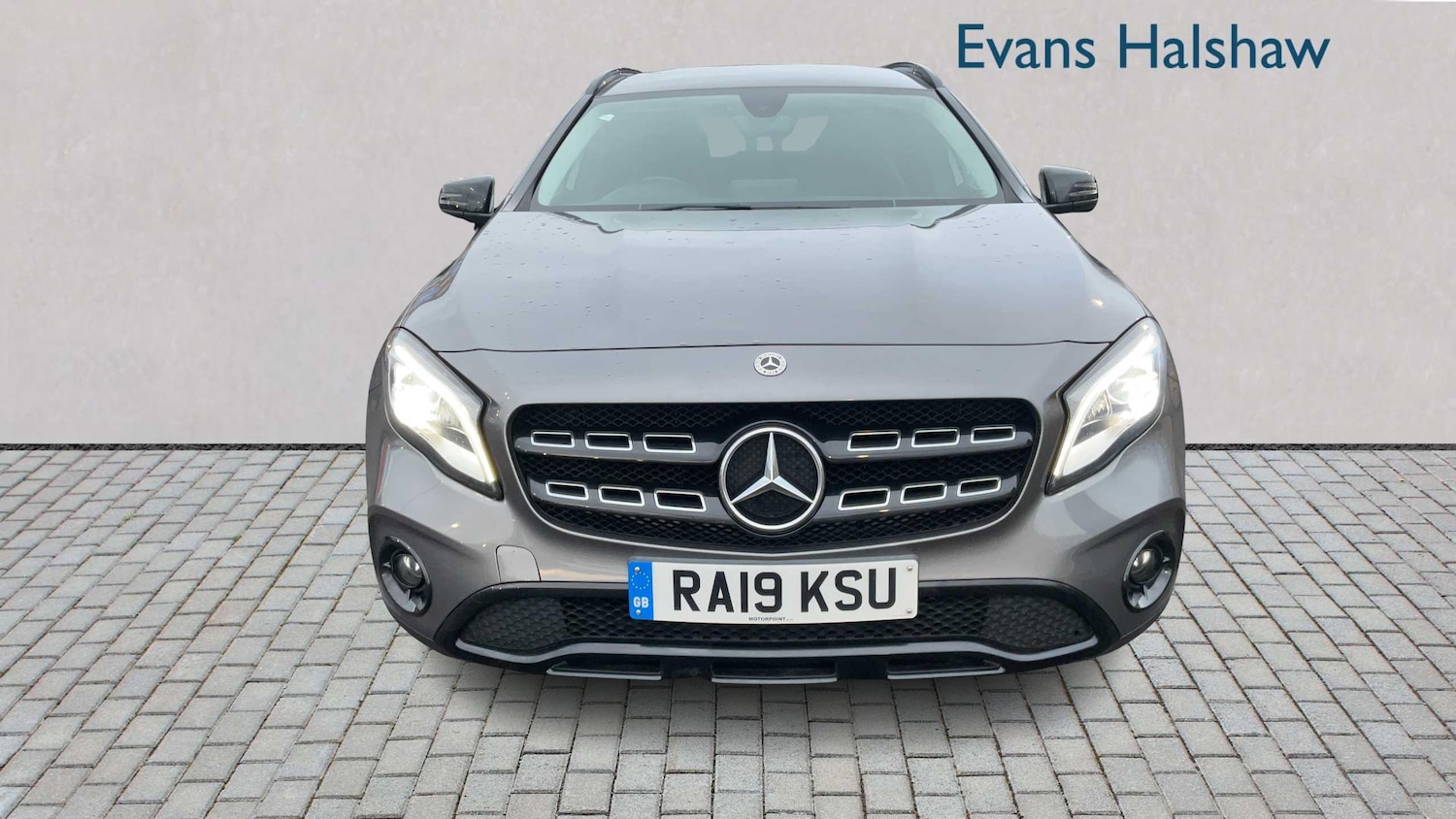 Used Mercedes-Benz GLA 2019 for sale - 77232996: Photo 4