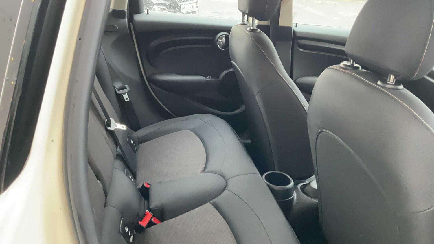 Used MINI Hatch 2018 for sale - 78209208: Photo 12