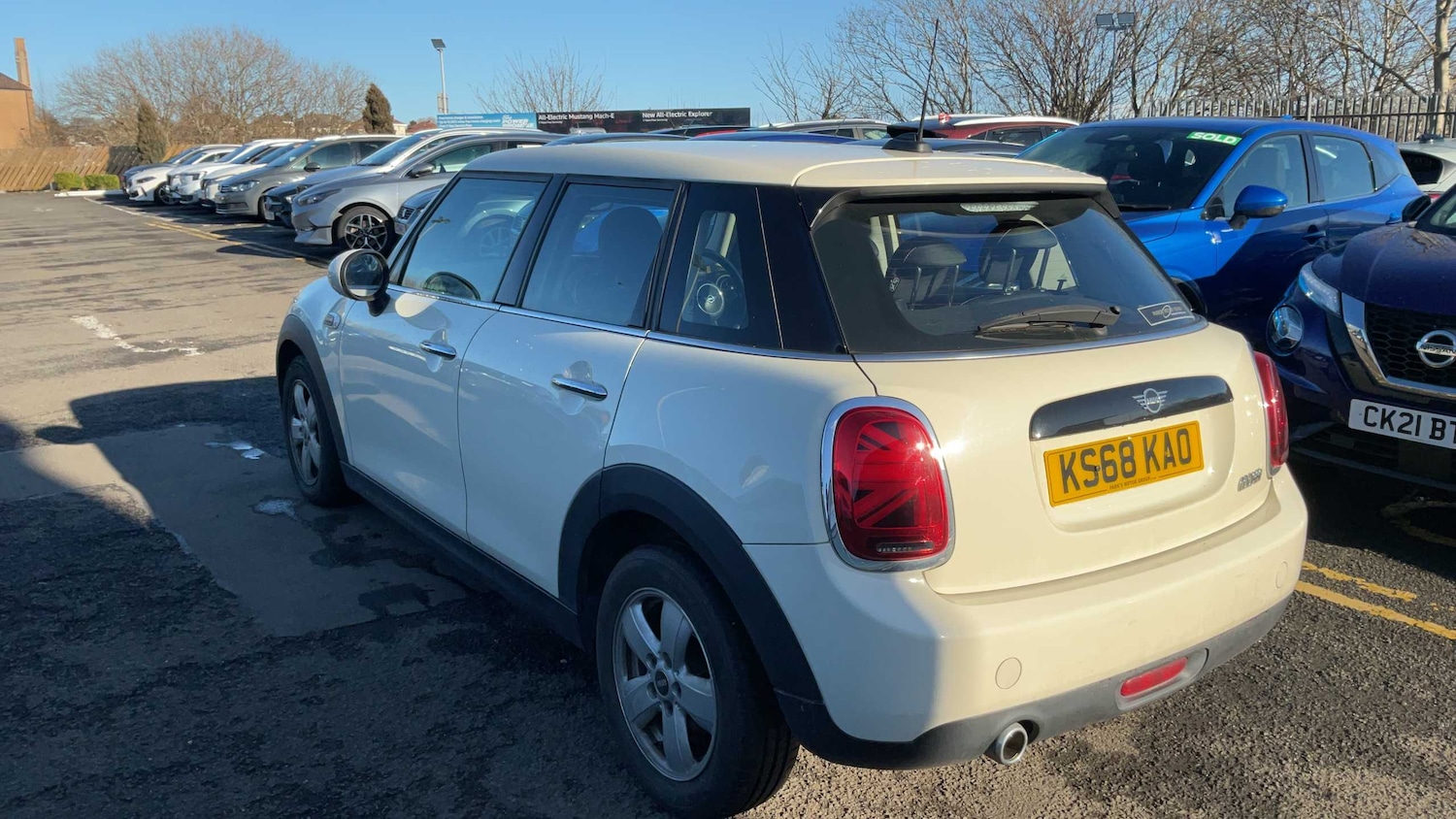 Used MINI Hatch 2018 for sale - 78209208: Photo 2
