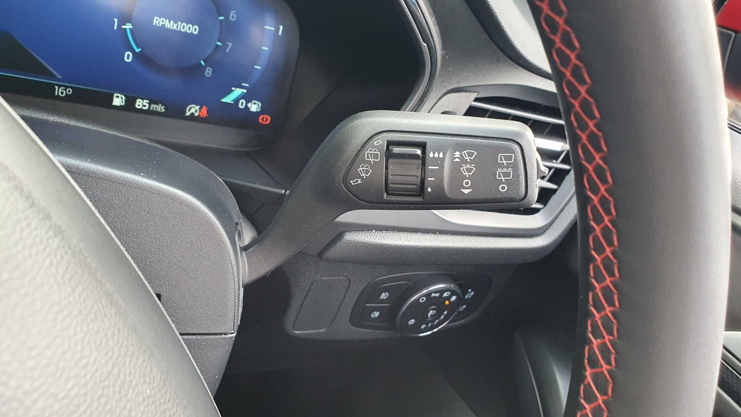 Used Ford Focus 2023 for sale - 75841517: Photo 28